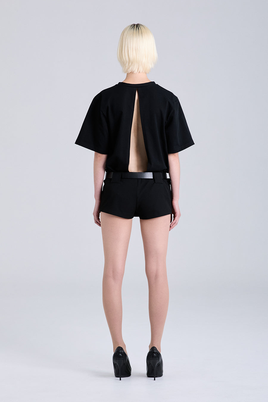 KOURHTURE TEE | BLACK