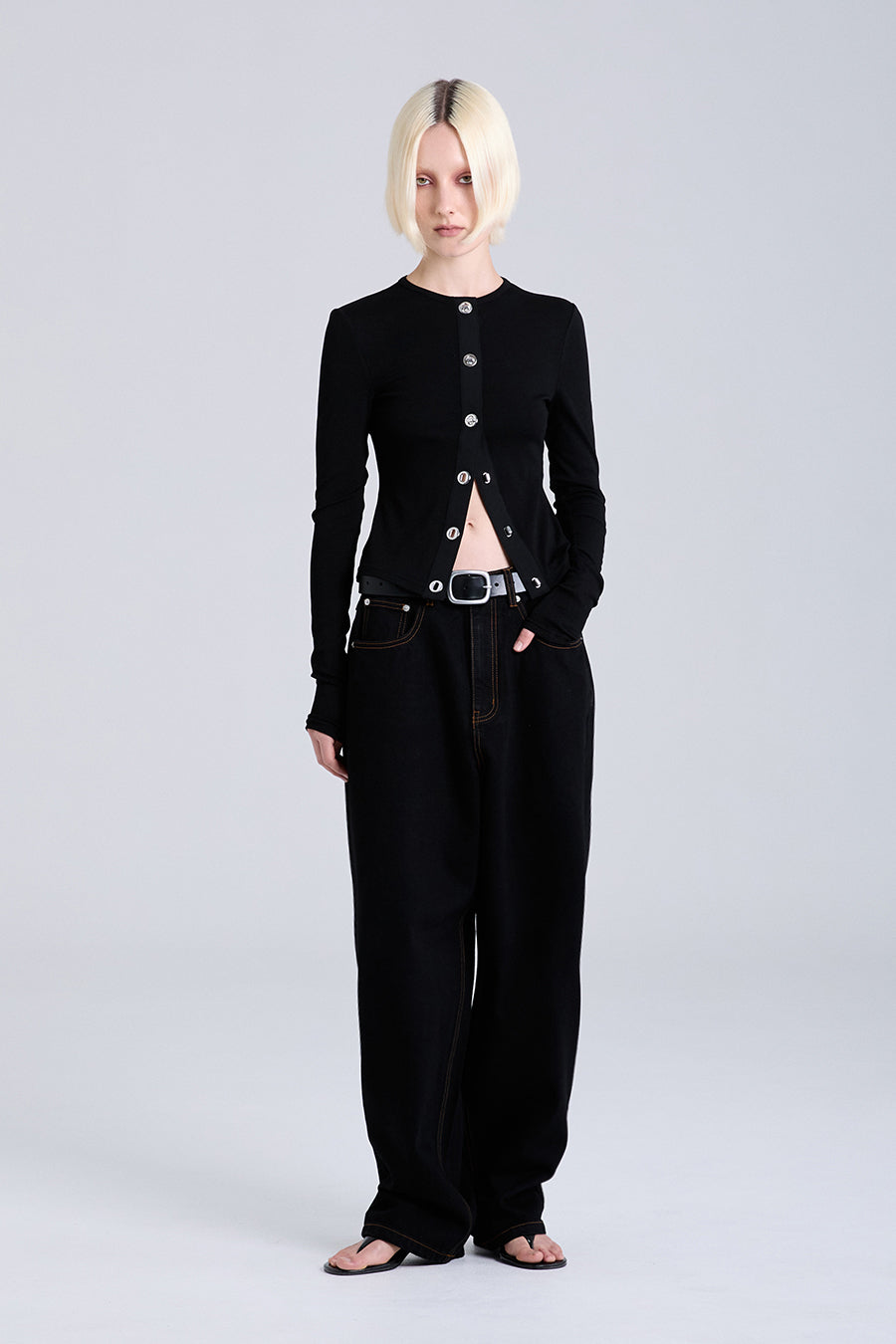 LATCH RIB CARDI TOP | BLACK