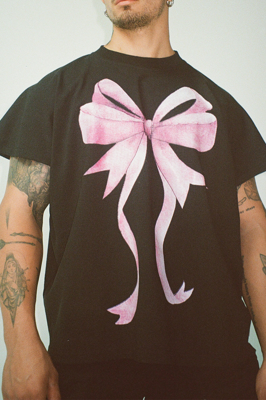 KOURH BOW TEE | BLACK
