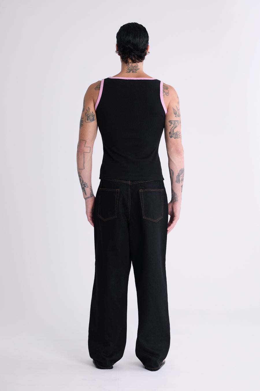 COMMAND TANK | BLACK
