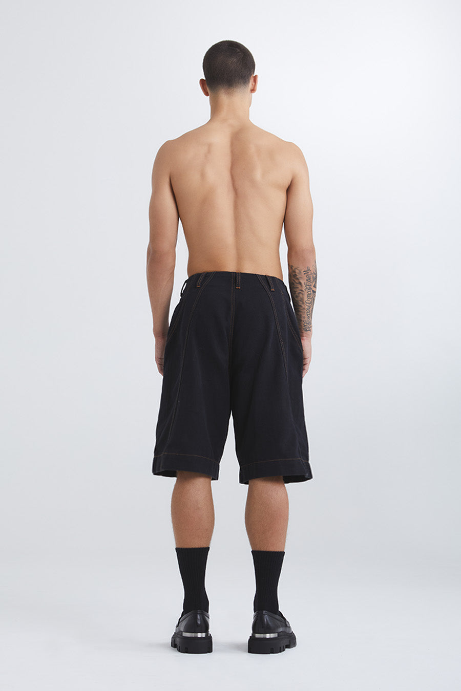 CHROMA SHORT | BLACK