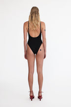 NYX ONE PIECE | BLACK