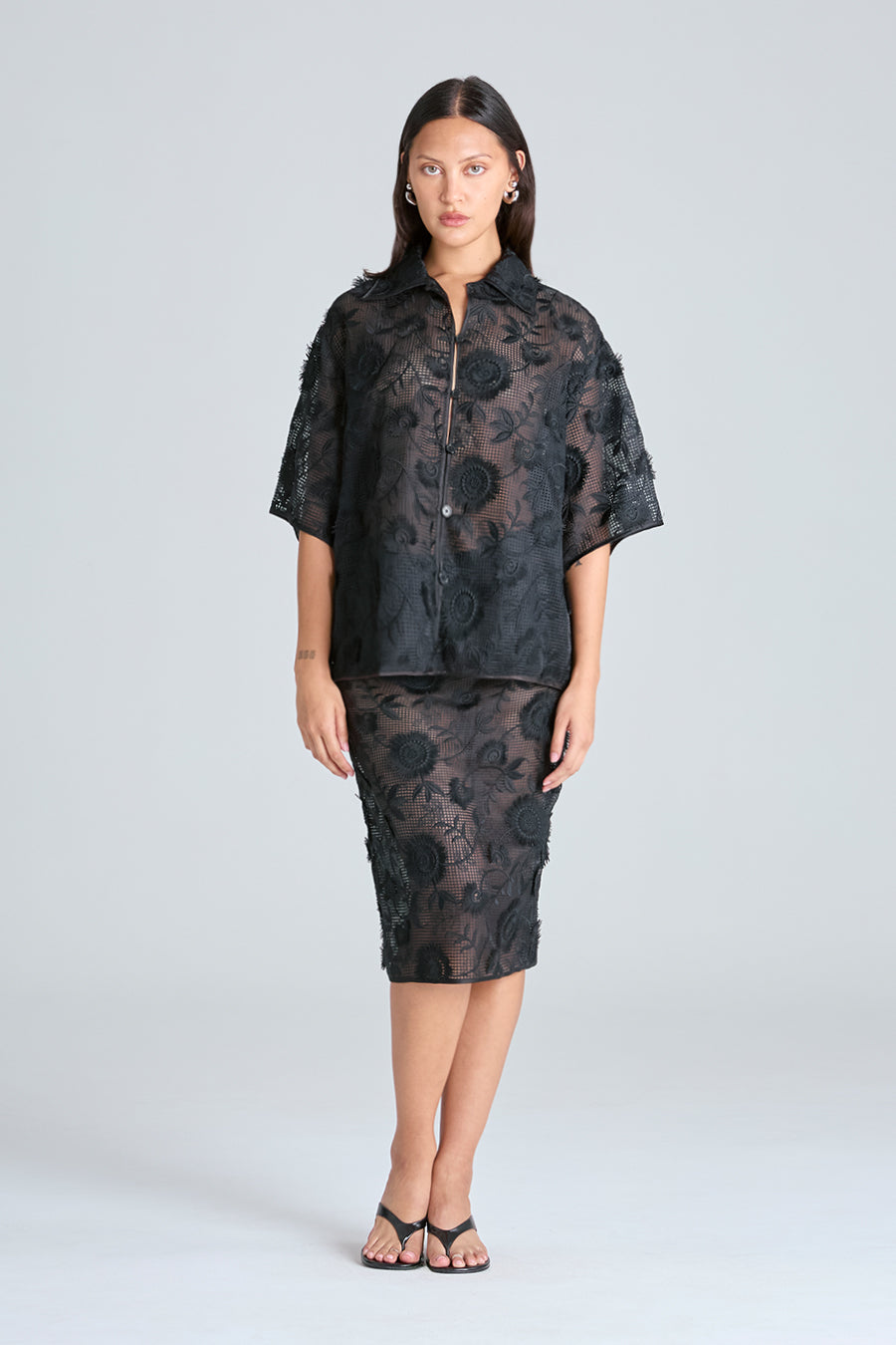 IVY LACE BOWLER SHIRT | BLACK